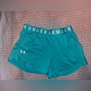 Worn once. Under Armor Athletic Shorts. Size small